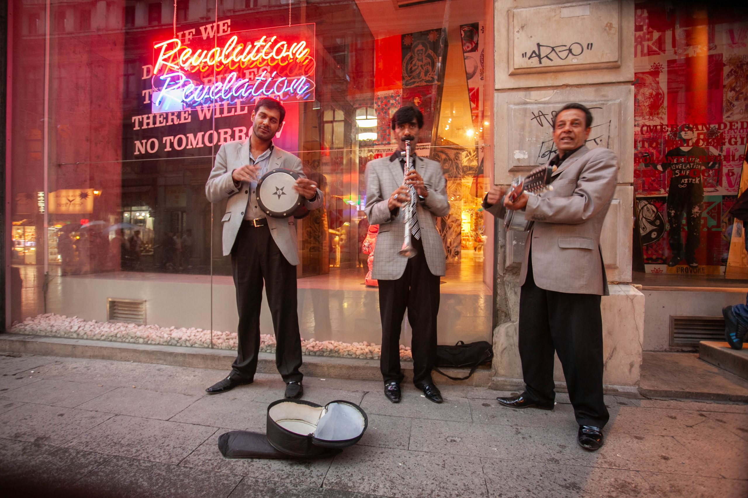 The Evocative Soundscape of Meyhane Music