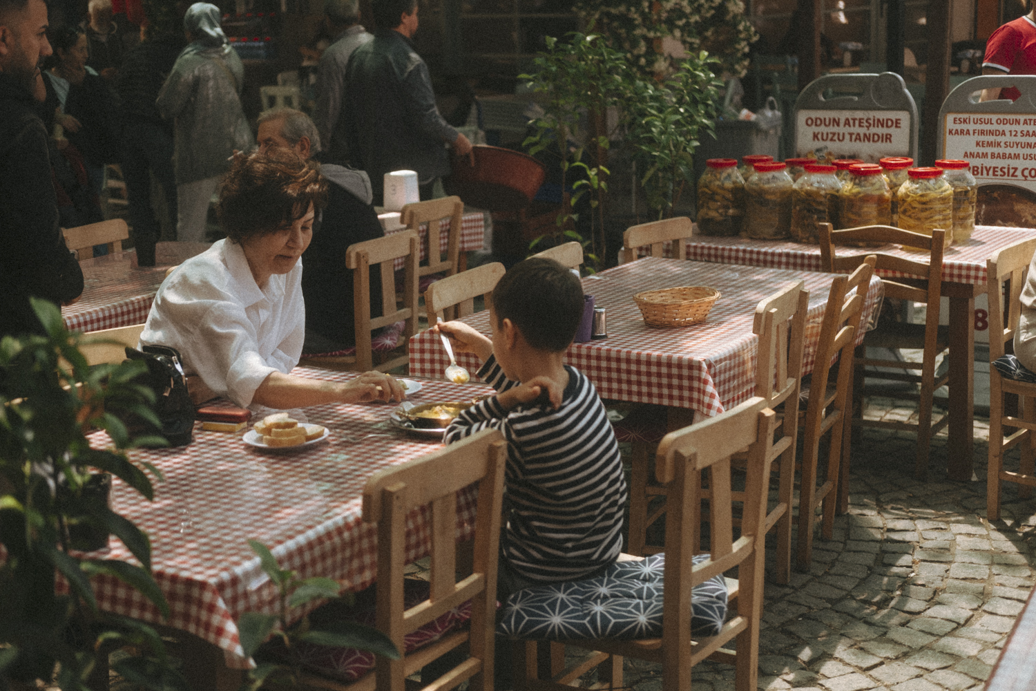 Budget Eating in Turkey: How to Stay Full Without Going Broke